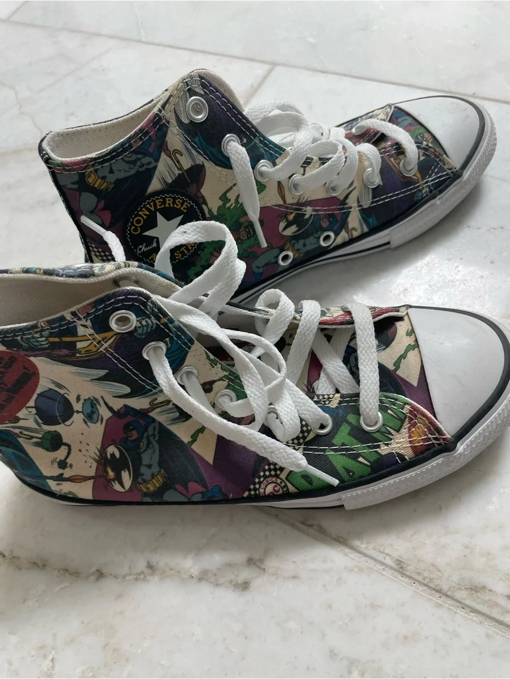 Batman X Converse Kids High-Top Sneakers in White and Multicolor Comic Print